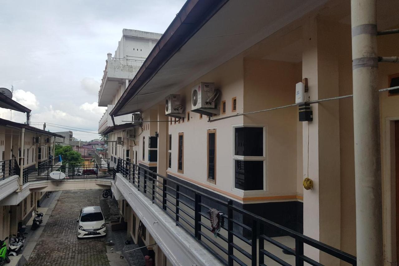 Oyo 91647 Sanina Residence Pematang Siantar Eksteriør bilde