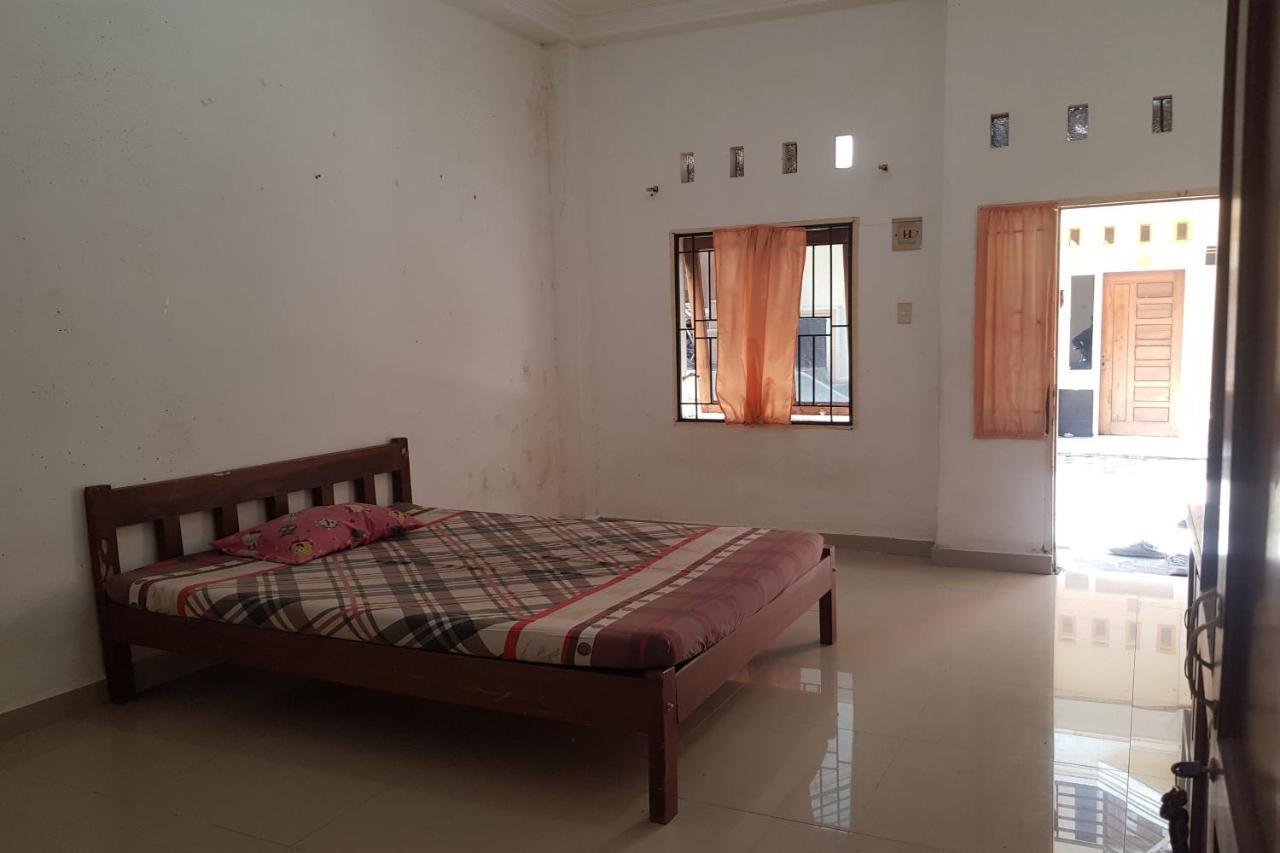 Oyo 91647 Sanina Residence Pematang Siantar Eksteriør bilde